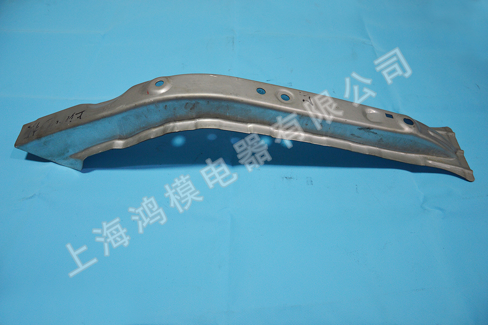 東風(fēng)乘用車D23 項(xiàng)目左前縱梁后段