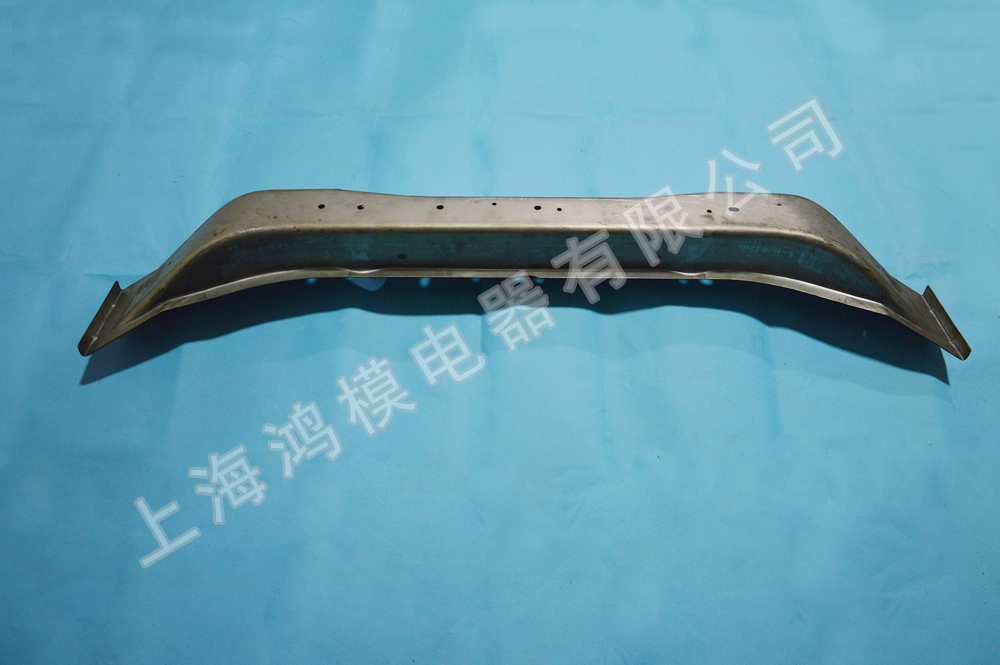 上海汽車 IP24項(xiàng)目前圍下橫梁