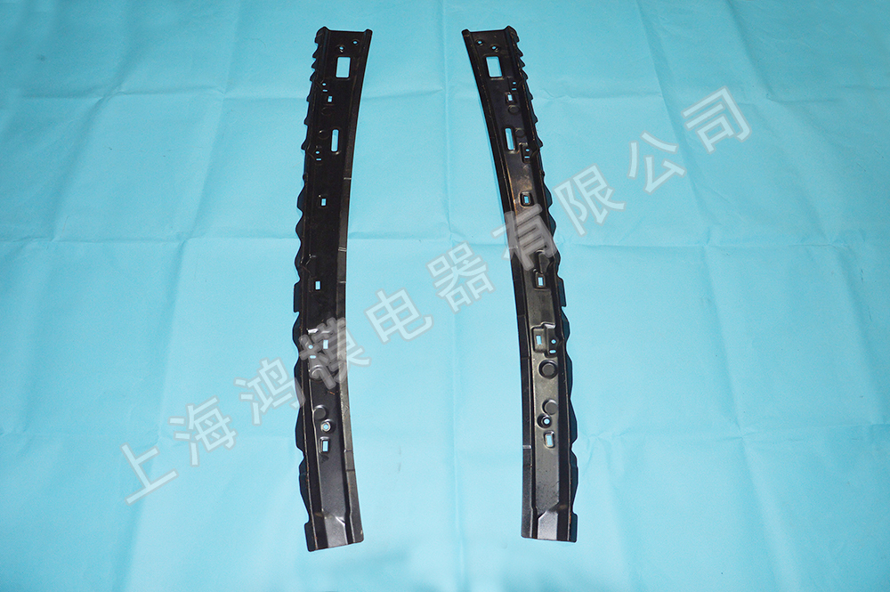 上海汽車 榮威350 10083714/15左/右側內板上部